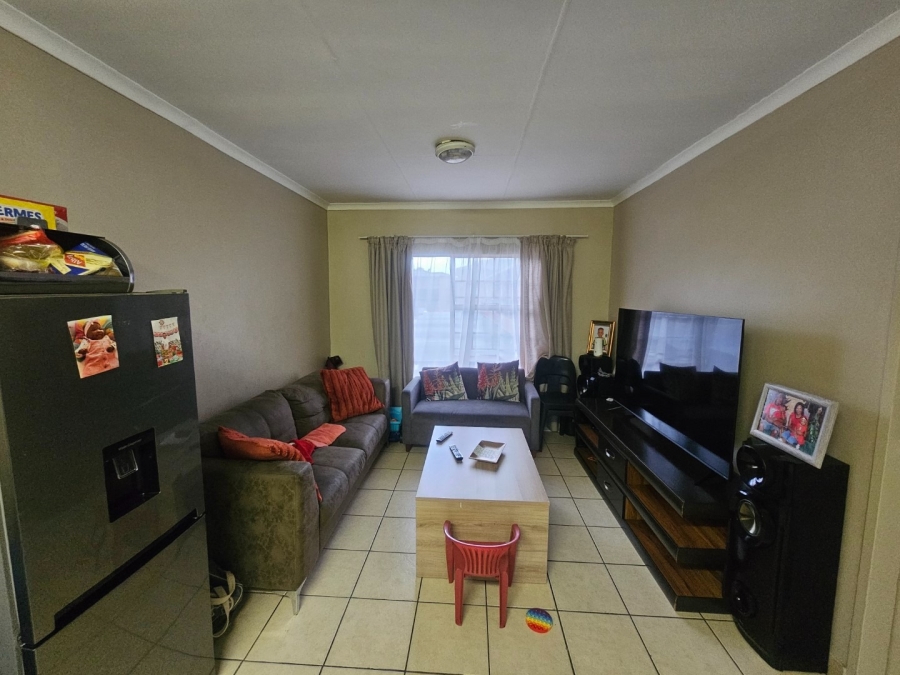 2 Bedroom Property for Sale in Rustenburg Central North West